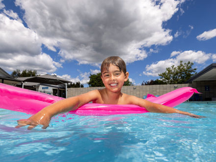 Hot Water Beach TOP 10 swimming pool