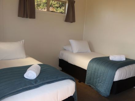 beds in seaview motel at Pohara Beach TOP 10