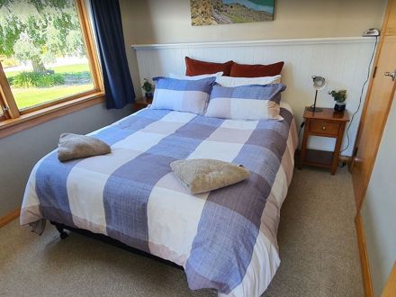 bedroom in cottage at Roxburgh TOP 10