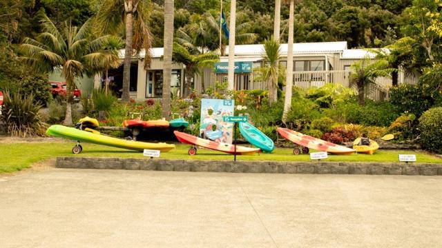 Whatuwhiwhi TOP 10 Holiday Park Kayak for hire