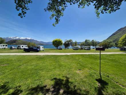 Hampshire Holiday Parks - Glendhu Bay Powered Site
