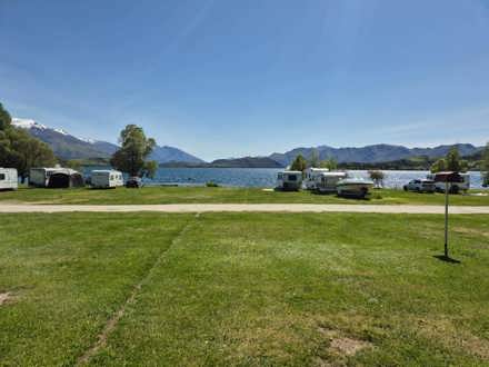 Hampshire Holiday Parks - Glendhu Bay Powered Site