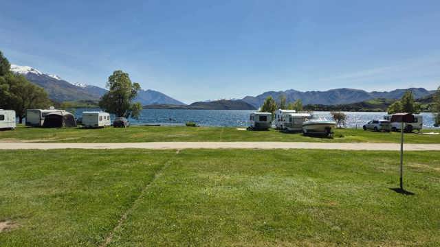 Hampshire Holiday Parks - Glendhu Bay Powered Site