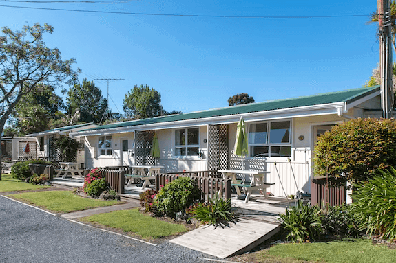 TOP 10 Holiday Park Motels and Cabins Papakura