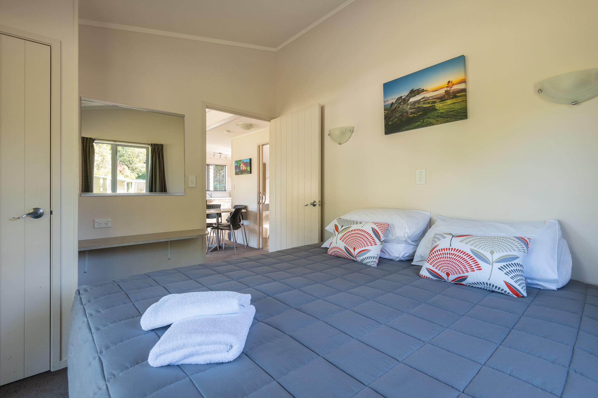 cabins and motels at Rotorua Blue Lake TOP 10 Holiday Park