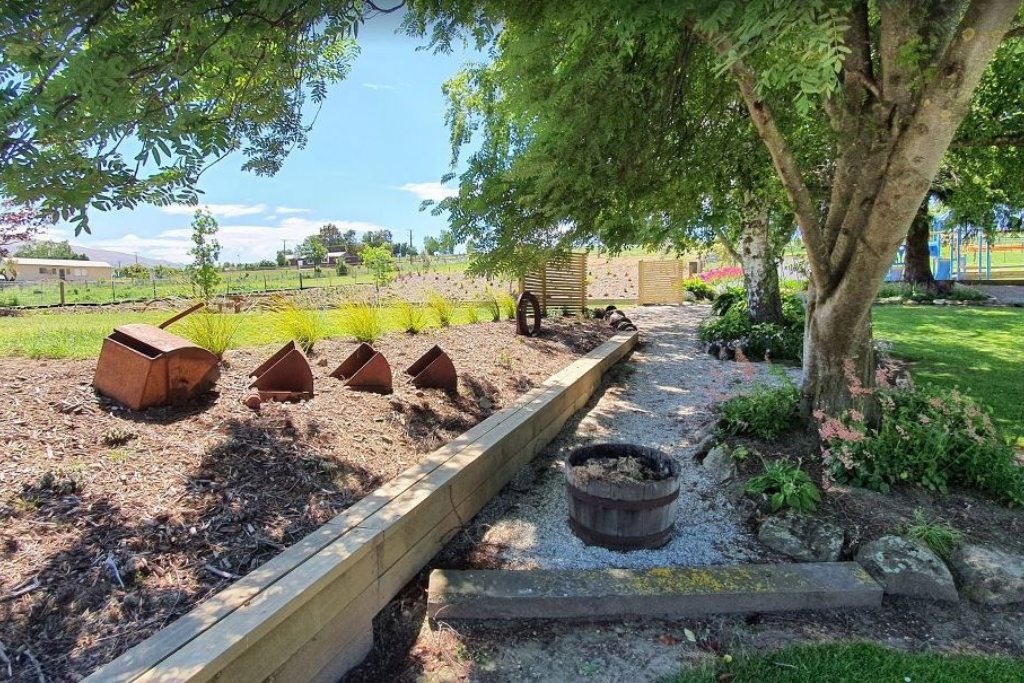 Playground At Roxburgh Clutha Gold TOP 10 Holiday Park