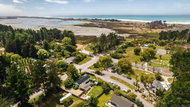 Christchurch Spencer Beach TOP 10 View
