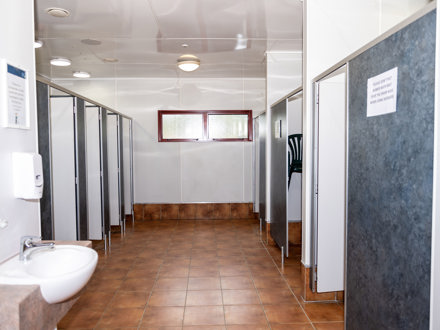 Franz Josef TOP 10 Holiday Park Powered Site Bathroom Facilities