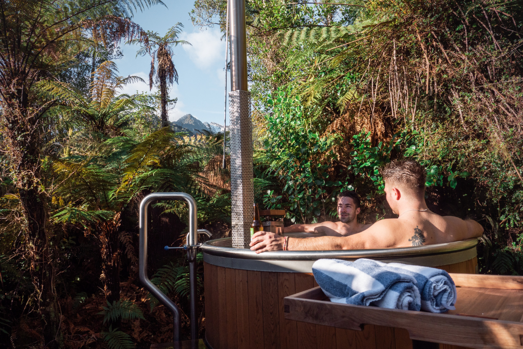 Epic Hot Pools In South Island With Stunning Snowy Backdrops