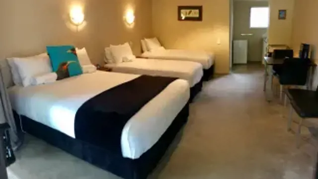 bedroom in motel