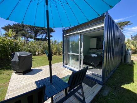 Tui Studio, out on the private deck with the BBQ & seating