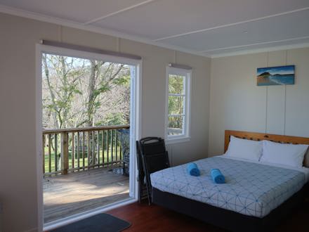 Accommodation at Hihi Beach TOP 10 Holiday Park