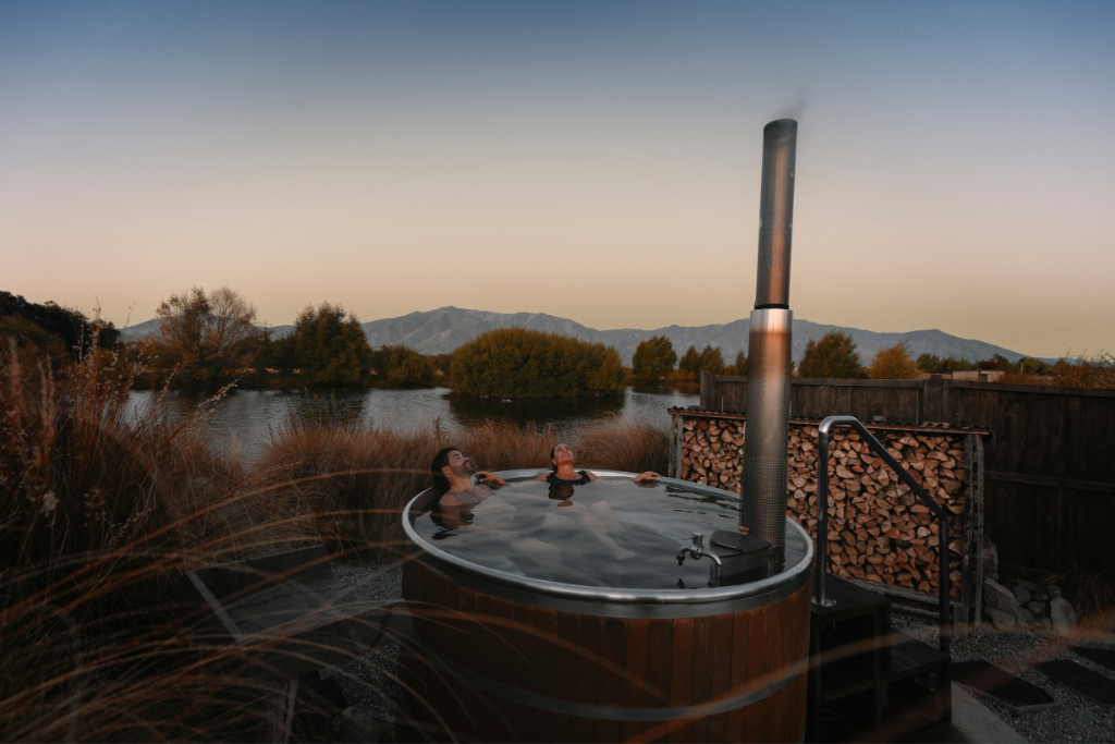 Epic Hot Pools In South Island With Stunning Snowy Backdrops