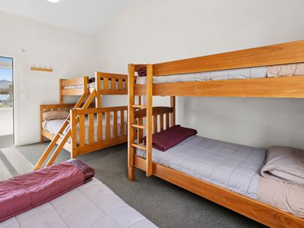 Hampshire Holiday Parks - Glendhu Bay Lodge Room 1 & 2