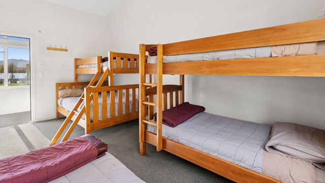 Hampshire Holiday Parks - Glendhu Bay Lodge Room 1 & 2