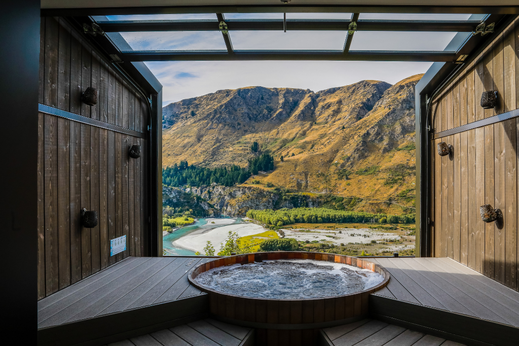 Epic Hot Pools In South Island With Stunning Snowy Backdrops